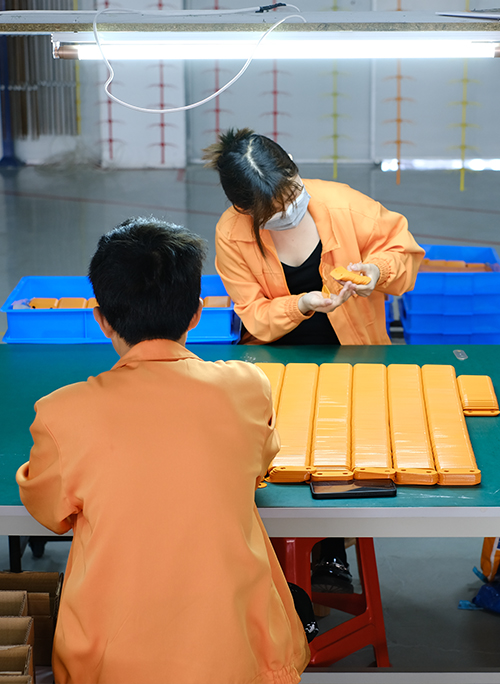 严格产品质检